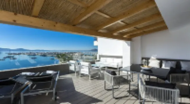 PENTHOUSE WITH SPECTACULAR VIEWS