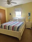 Lake Front Cottage Perfect for Fisherman, Birders,  and Family Vacations.