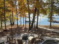 Charming Lake Hartwell Lakefront Home Hotels in Gumlog