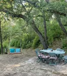 Lauris Villa Paradis sur un Grand Park de 1, 5 Hectars en Retrait de la Route Hotels in Lauris