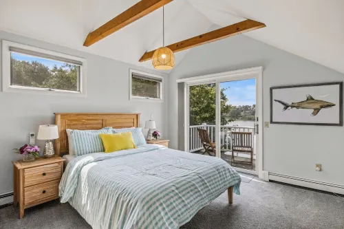 WATERFRONT home close to Downtown Chatham!