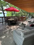 Newly remodeled lake home ! Steps away from the beautiful pike lake chain