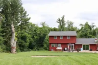 Quiet Country Escape - 15 Minutes to Notre Dame