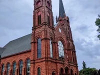 Charming 2 bedroom apartment in Calumet's Historic district! Hotels in Calumet