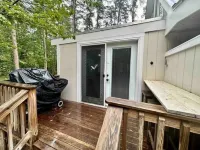 Cozy 3-bdrm with Ossipee Lake access, near White Mntns, Skiing, Shopping, Hiking Hotels in Freedom