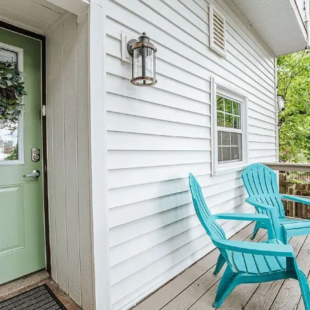 Best of Downtown and Belmont in cozy unique 2BD! Walk everywhere!