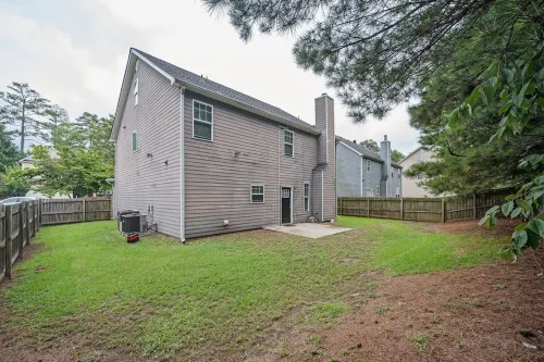 7BR - Family Friendly Stay ~10 mins from Airport