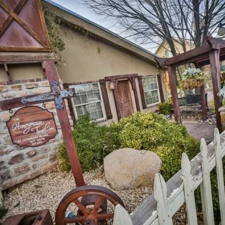 Stay in the Zion themed inn!3348714 a new 2nd rental. The Silo Inn