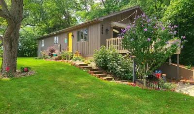 beautiful cottage by the lake. Relax and enjoy your stay.