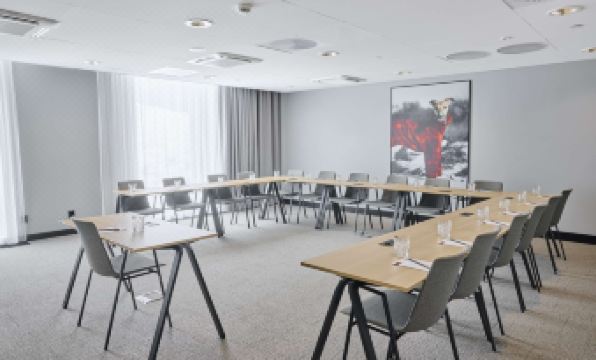 Radisson Red Oslo Airport