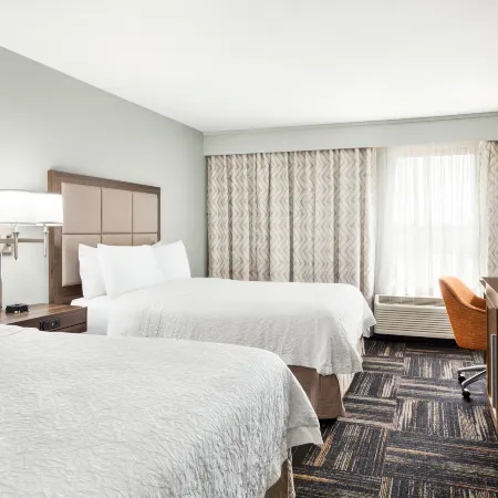 Hampton Inn Paris Hôtels à : Comte de Lamar