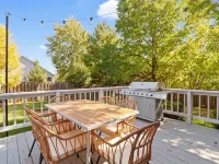 Spacious 4Br Home + Game Room Sleeps 17 Near Grand Park & Carmel Hotels in Westfield