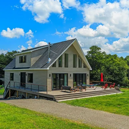 SOL® Catskills Mnt view, Sauna, Hot Tub, Fire Pit, Min to Plattekill & Belleayre
