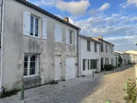 7 - Le Petit Navire Hotels in La Flotte