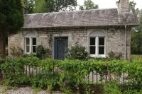 The Lodge at Duchray Castle.  Perfect for family with 3 small children. Hotels near Loch Ard