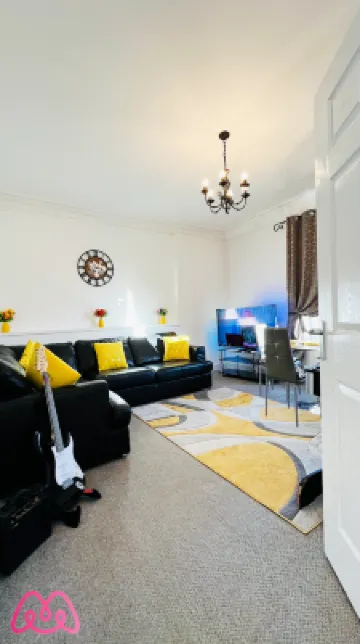 Luxury 2 Bedroom Entire Flat - Self Check in & Check Out のホテル