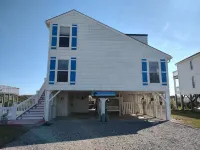 FANTASTIC OCEANFRONT ENCLAVE ON OAK ISLAND with DIRECT BEACH ACCESS