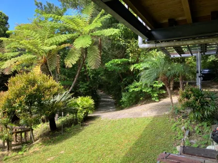 Hotel Suenaga Отели рядом с достопримечательностью «Mount Yonaha»