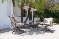 LUXURIOUS- LOS ANGELES- SINGLE STORY- HOME-PANORAMIC VIEW-POOL-SPA