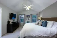 Desert Pool Oasis located in the heart of Las Cruces