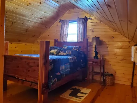 Lake House Fishing Cabin (35 minutes from Chattanooga Tn)