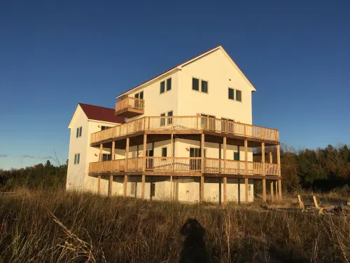 Birch at Lake Bluff Preserve-Spectacular Lake Michigan Views-Sleeps 20 Hotels in Crystal Lake Township