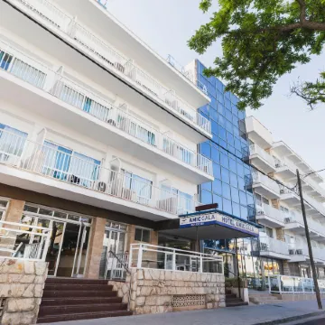 Hotel Amic Gala Отели рядом с достопримечательностью «Старый город»