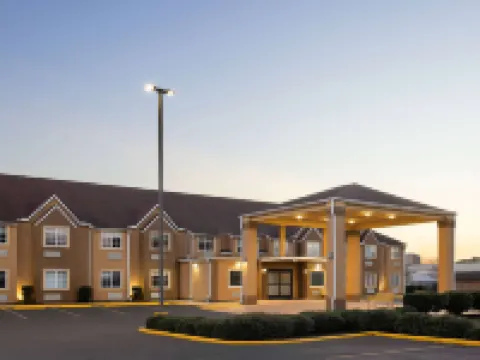 Days Inn by Wyndham Jackson Downtown Hotels in Jackson
