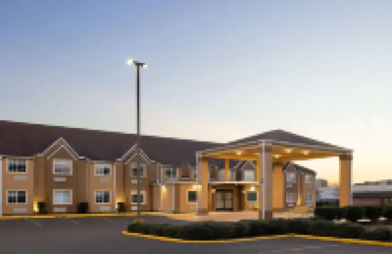 Days Inn by Wyndham Jackson Downtown