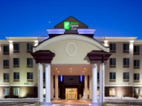 Holiday Inn Express & Suites GRAND FORKS by IHG Hotel di 