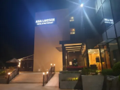 Asia Lakeside Hotel