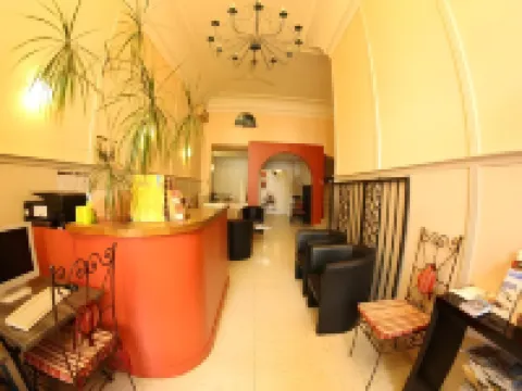 Hôtel des Arts, Artisanal et Indépendant