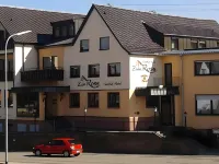 Gasthof Hotel Zum Ross Hotel in zona Neuplatz / Malerwinkel