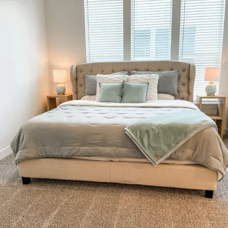 NEW Townhome - Pet Friendly - 3 BD - 30 Minutes from Adventure