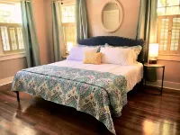 ☆KING BED☆ Family Friendly - Walk to Zoo & Waterpark; Near Downtown & Midtown Hotel a Forrest County