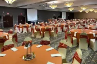 Wyndham Flint MI Grand Blanc Bishop Airport Conference Ct Hotel di Flint