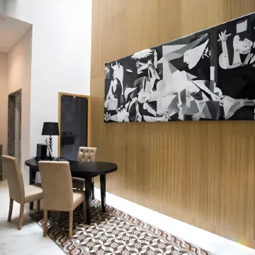 Casa de la Merced Suites