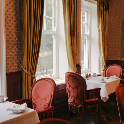 40 Winks Hospitality Hotels near Collingwood College, Durham University