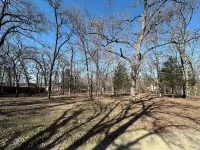Cozy Cottage at Serenity Woods for up to 18 guests. Only 5 mins from the lake!