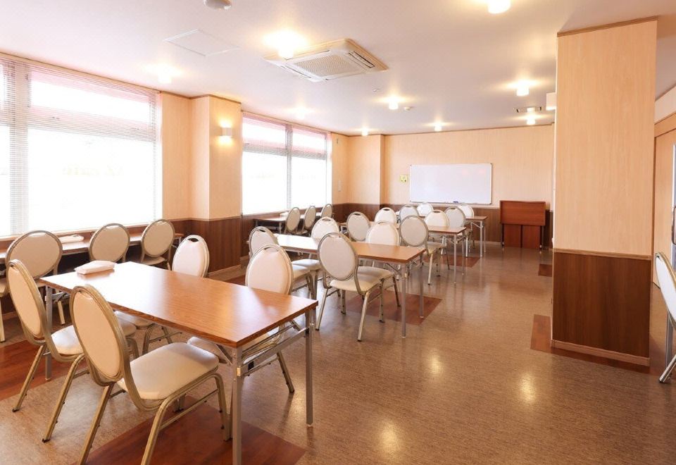 1. Hotel AZ..