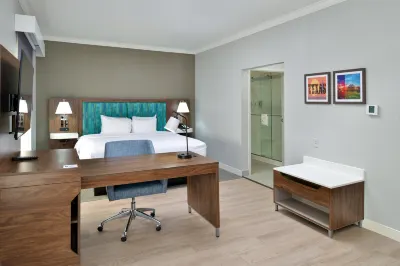 Hampton Inn & Suites Greenville Hotels near ALDI
