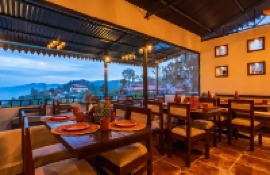 Maati Resort by the Lake Hill