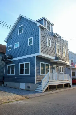 BRAND new beach house - steps away from the ocean and Lavallette amenities! - Wifi