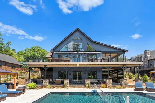 Black Bear & Blue Heron by Avantstay 2 Lakefront Homes, Sleeps 43 Pool, Dock, Theater