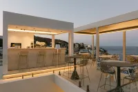 Golden Luxury Suites - bar