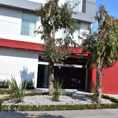 Esduma HK Hotel Pachuca