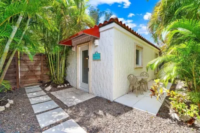 Crescent Beach Villas by Beachside Management