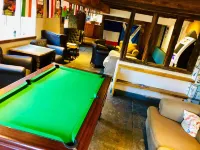 The Hollybush Inn and B&B Hotels in Fawsley