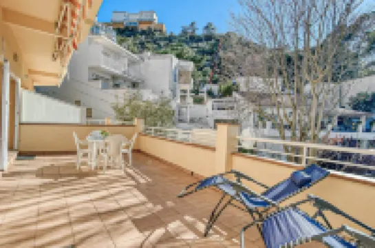 Apartment in Roses with Waterfront Views