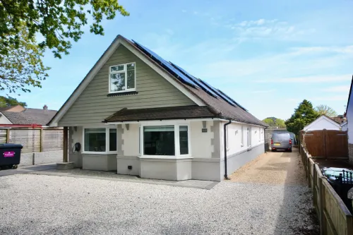 Four Corners Holiday Home Hot Tub & Sauna Hotel a Ferndown